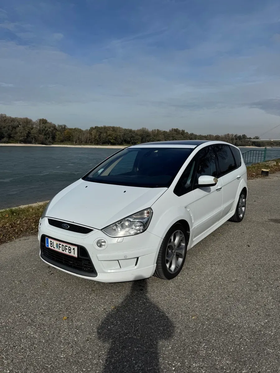 Ford S-Max 2009 photo 2