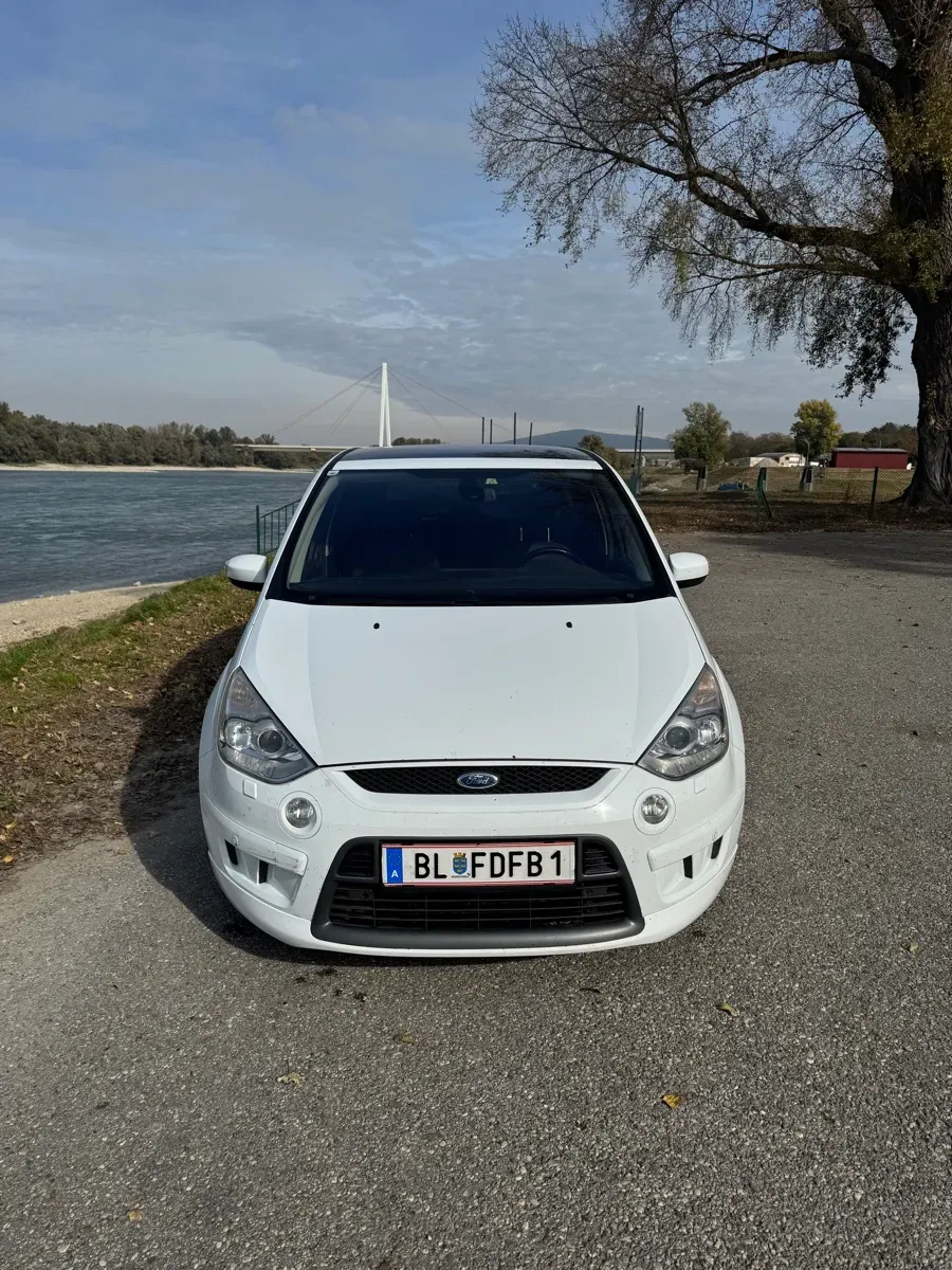 Ford S-Max 2009 photo 3
