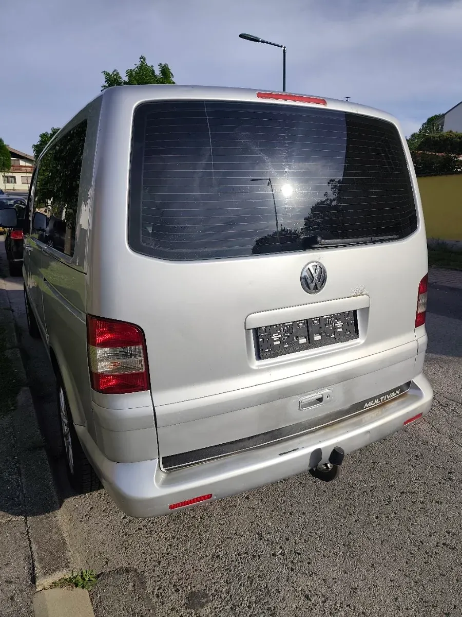 Volkswagen T5 2006 photo 2