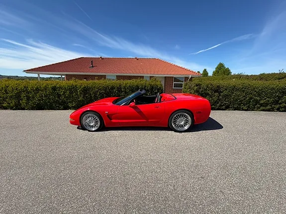 Chevrolet Corvette 2001 photo 4