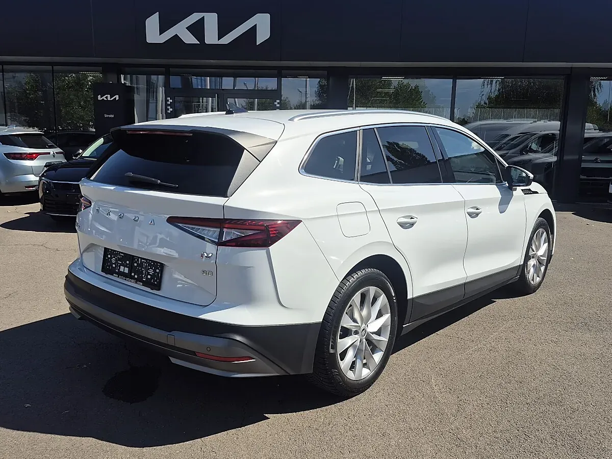 Skoda Enyaq 2023 photo 3