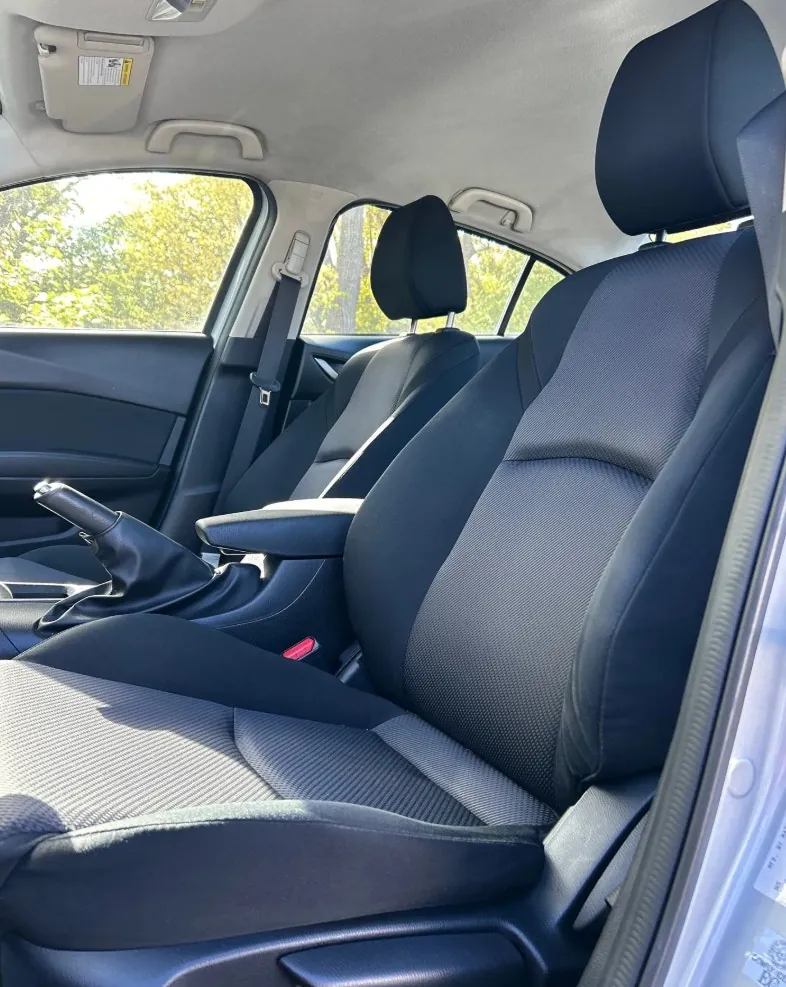 Mazda Mazda3 2017 photo 3