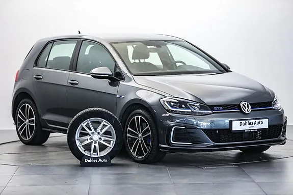 Volkswagen Golf Vii 2018 photo 2