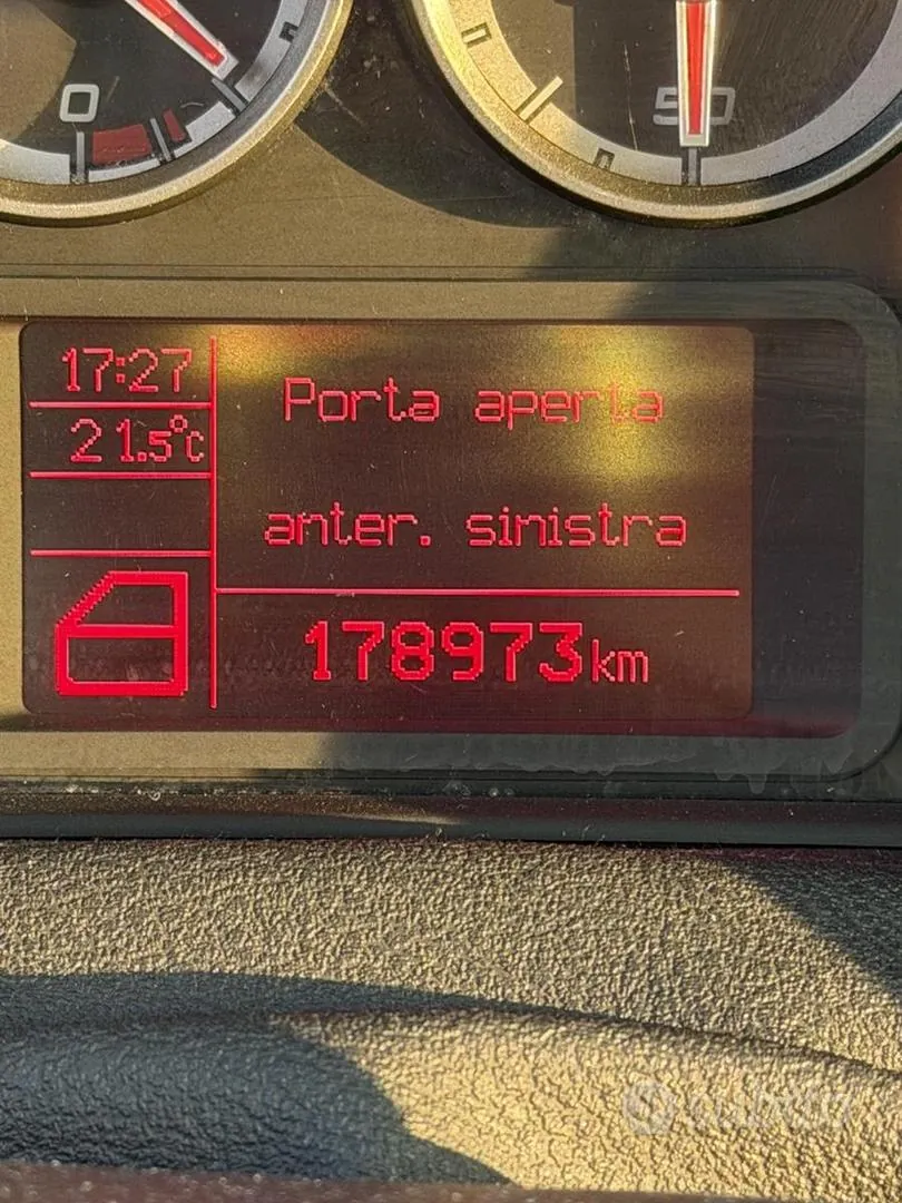 Alfa Romeo Mito 2009 photo 5