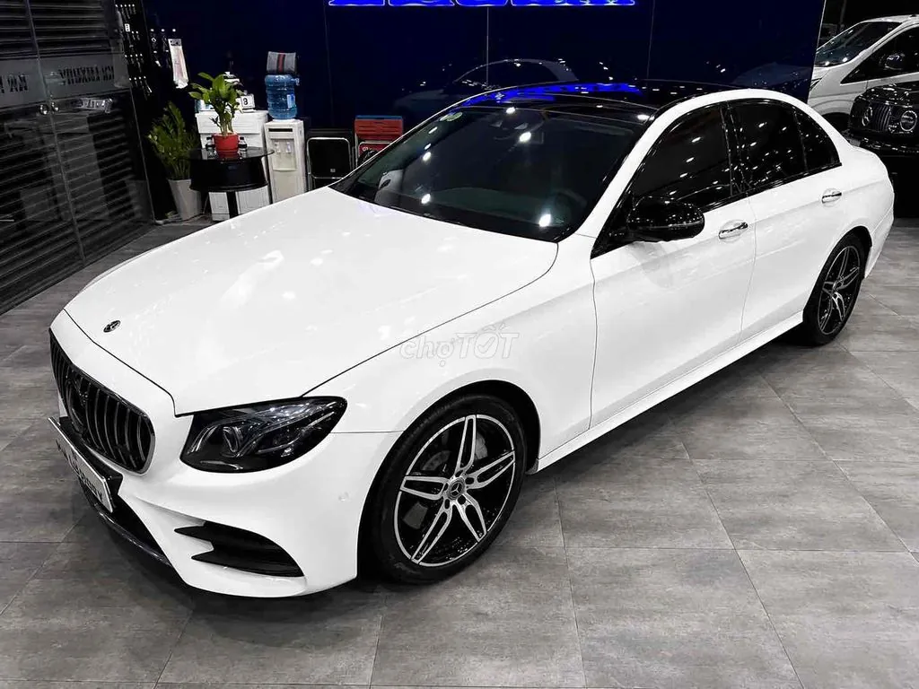 Mercedes-Benz E-Class 2018 photo 2