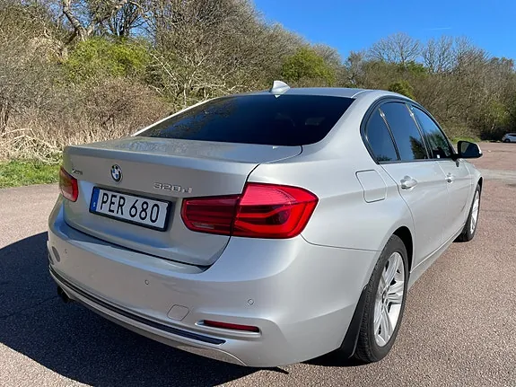 BMW 320D 2017 photo 3
