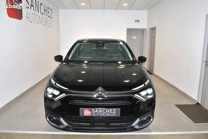 Citroen C4 2024 photo 3