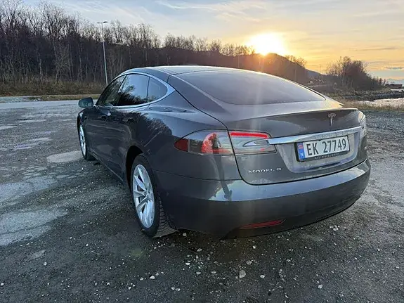 Tesla Model S 2017 photo 5