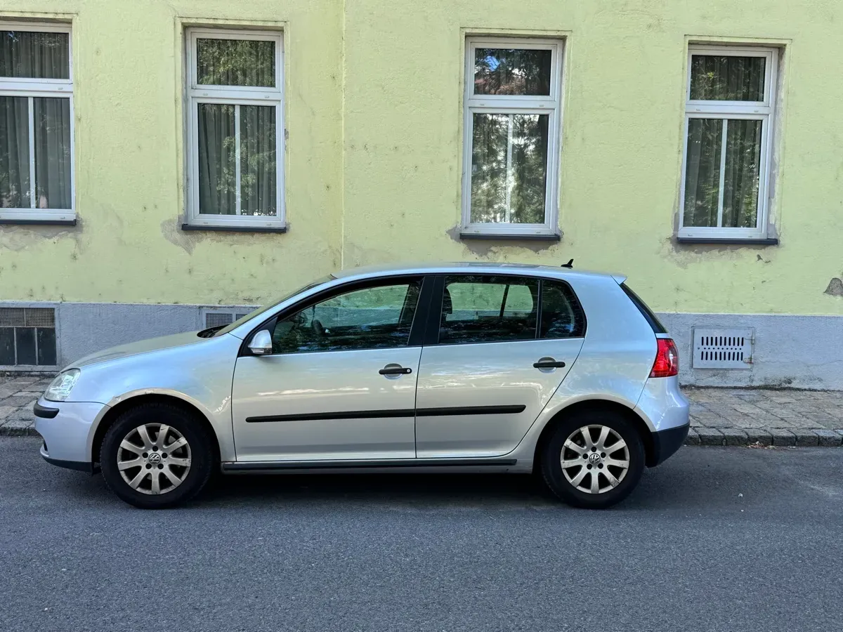 Volkswagen Golf 2006 photo 3