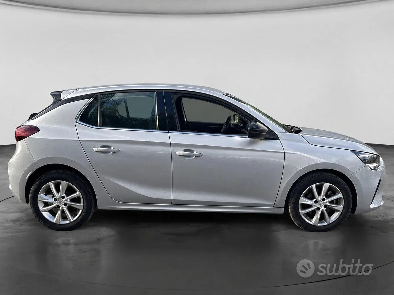 Opel Corsa 2023 photo 2