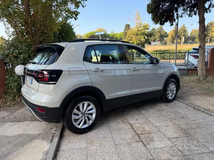 Volkswagen T-Cross 2023 photo 3