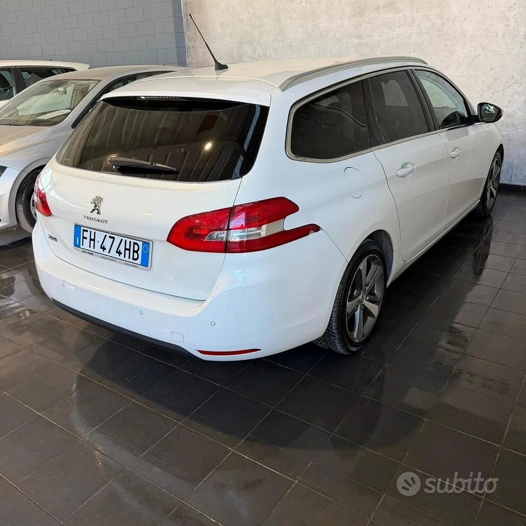 Peugeot 308 2017 photo 5