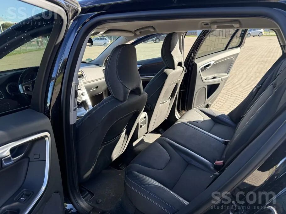 Volvo V60 2012 photo 5