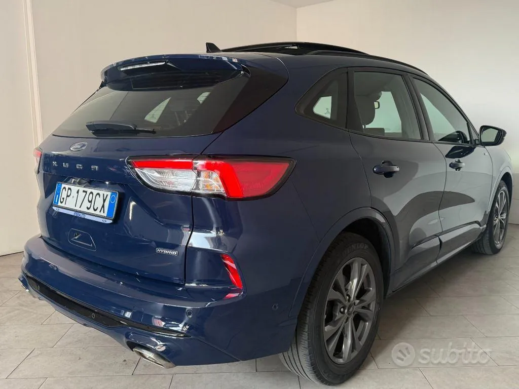 Ford Kuga 2023 photo 4