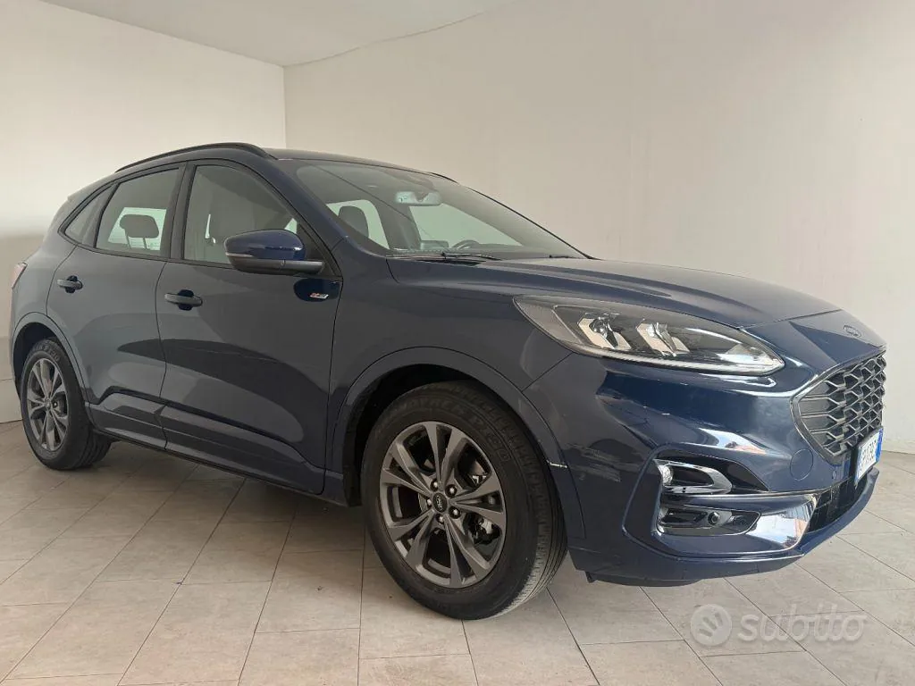 Ford Kuga 2023 photo 3