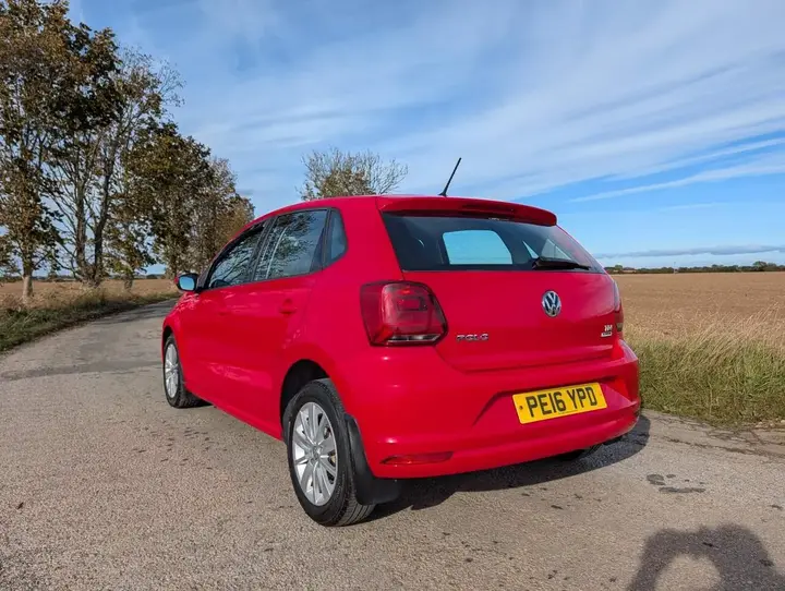 Volkswagen Polo 2016 photo 5