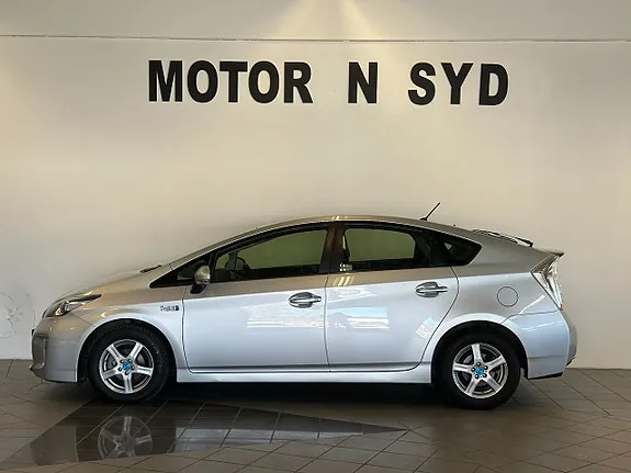 Toyota Prius 2014 photo 4