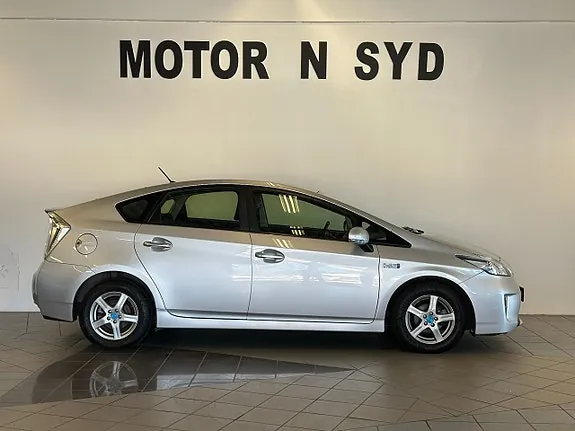 Toyota Prius 2014 photo 5