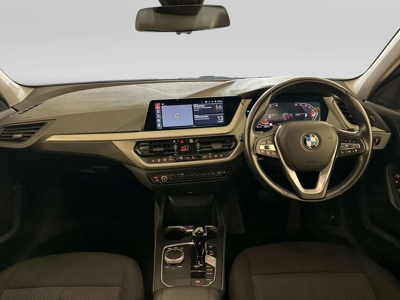 BMW 1 Series 2023 photo 3