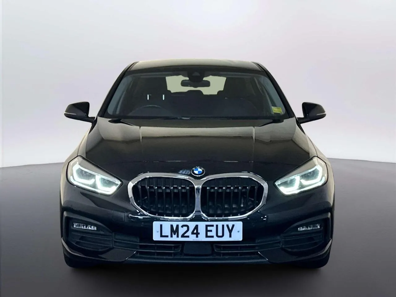 BMW 1 Series 2023 photo 5