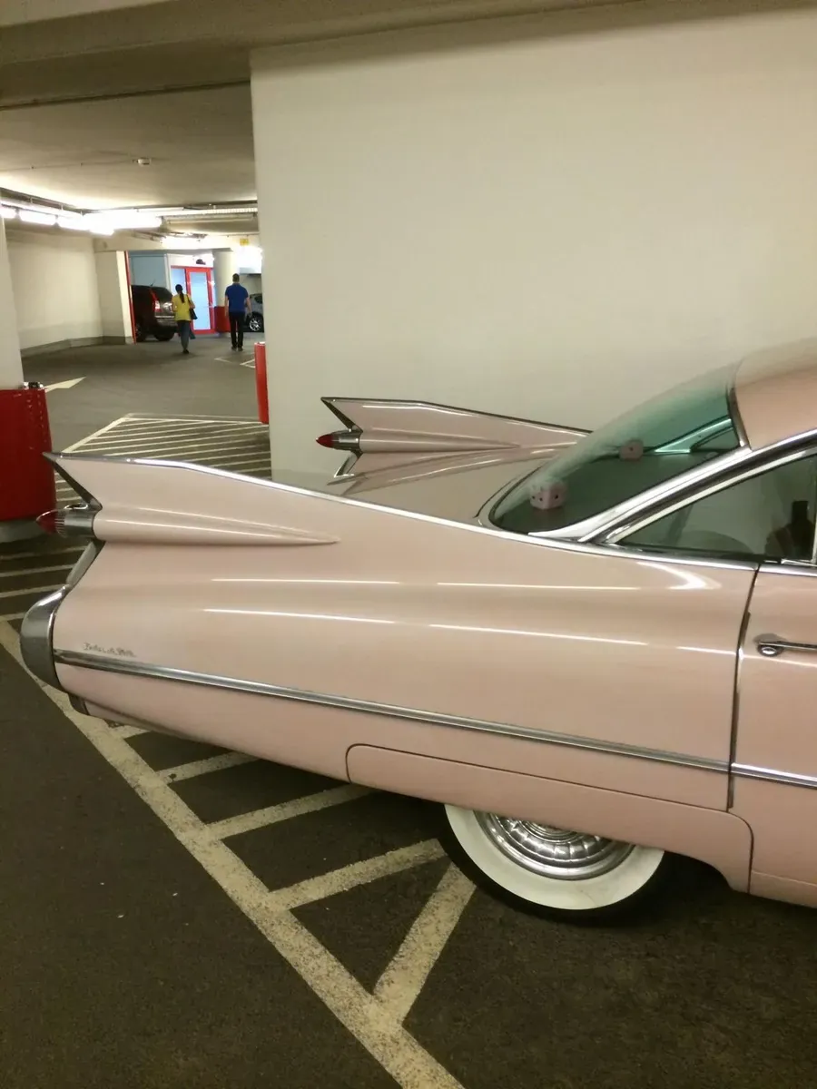 Cadillac Deville 1959 photo 3