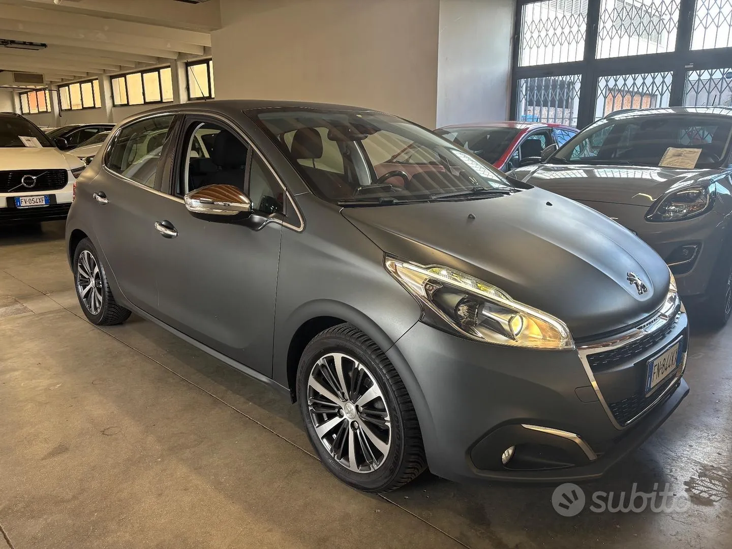 Peugeot 208 2018 photo 3