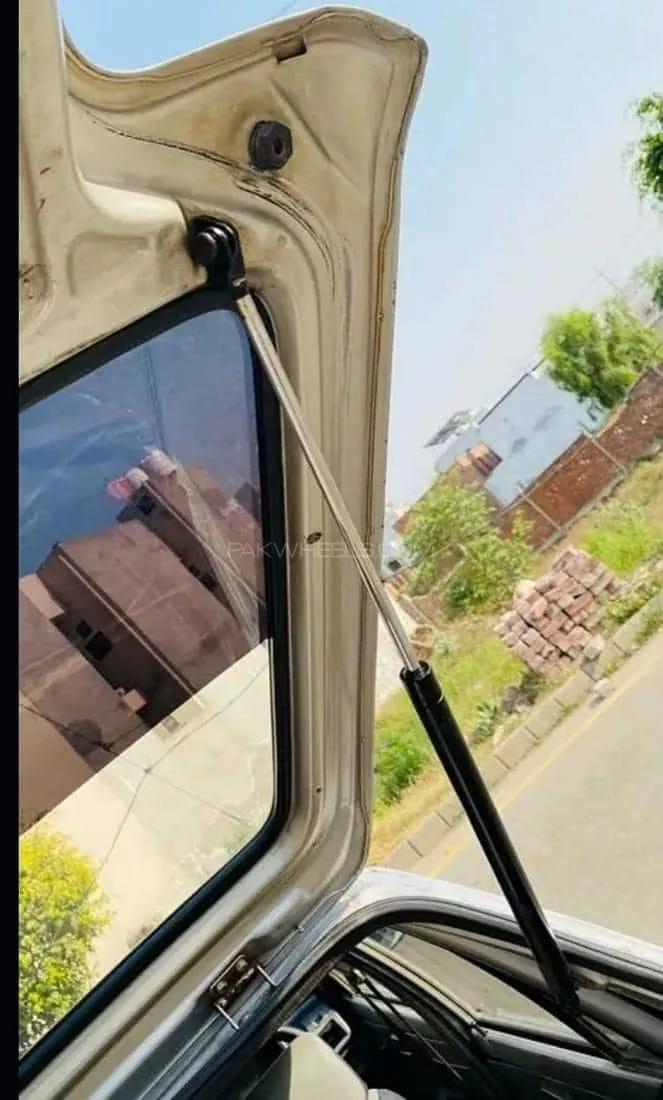 Suzuki Mehran