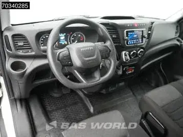 Iveco Daily 2023 photo 3