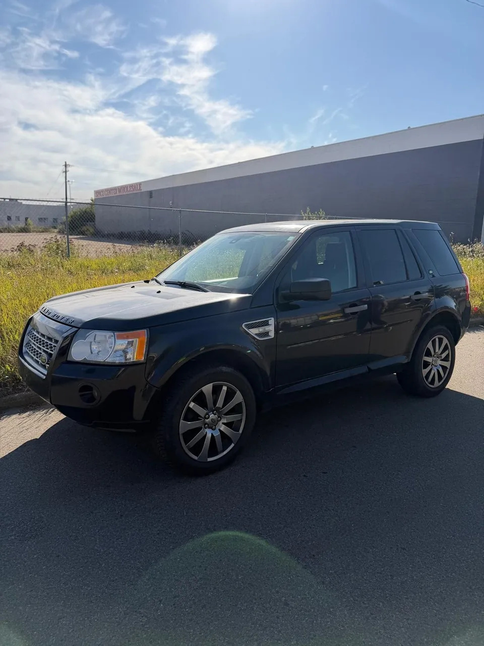 Land Rover Lr2 2010 photo 2
