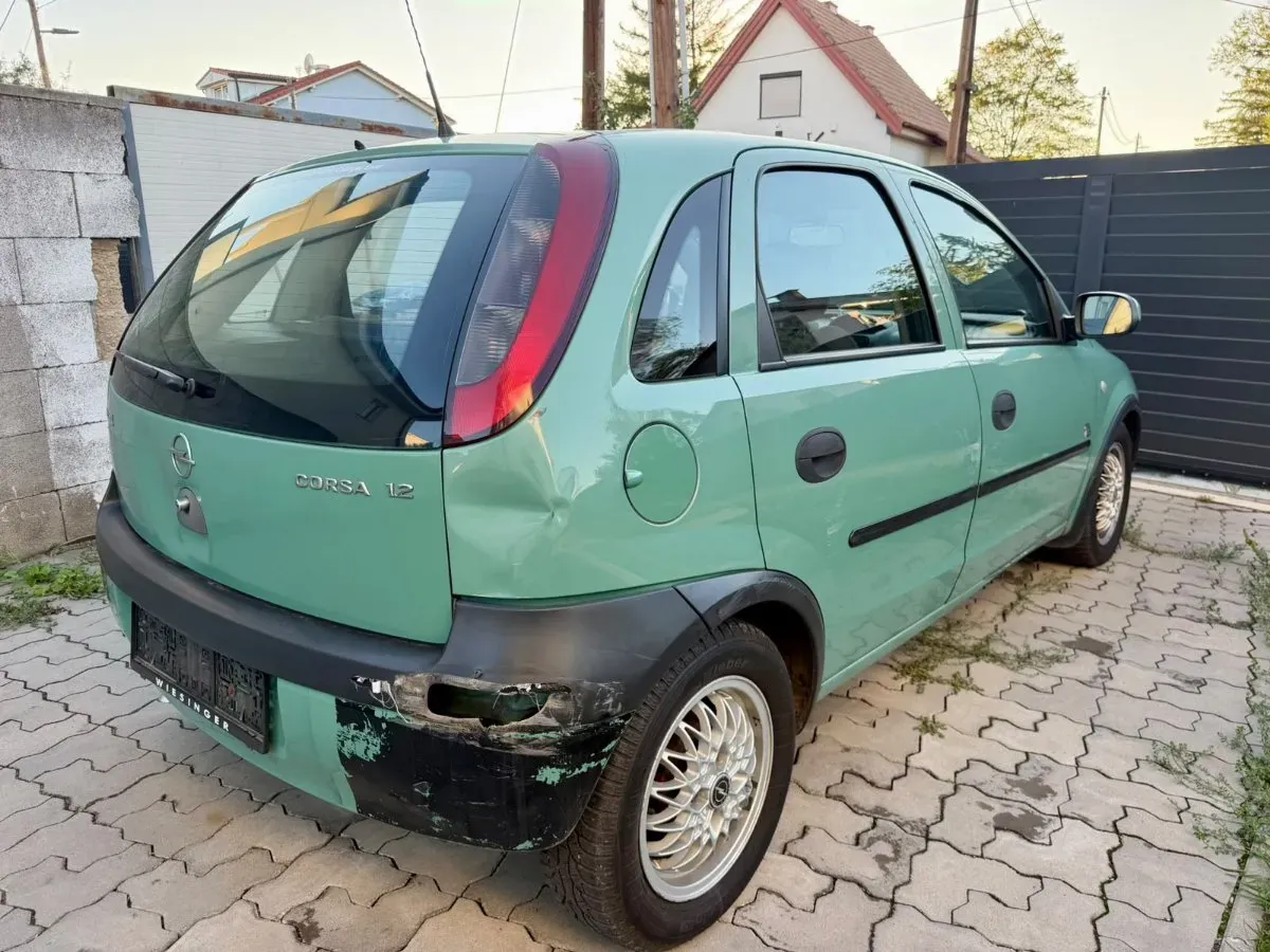 Opel Corsa 2002 photo 2