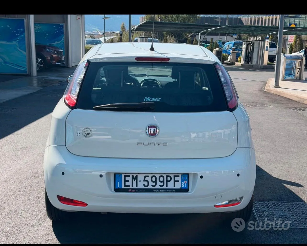 Fiat Punto 2012 photo 3