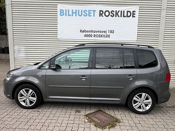 Volkswagen Touran 2013 photo 4