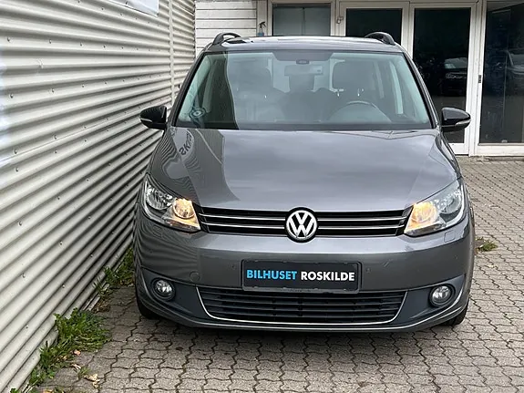 Volkswagen Touran 2013 photo 3
