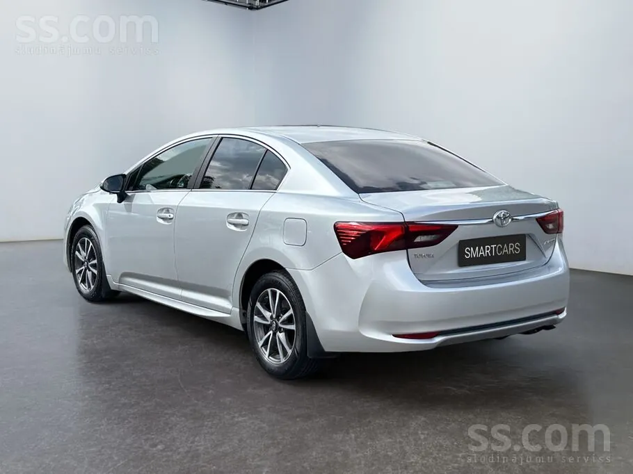 Toyota Avensis 2016 photo 3