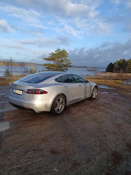 Tesla Model S 2017 photo 5