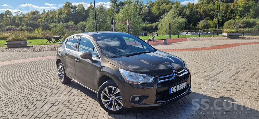 DS Automobiles Ds4 2011 photo 4