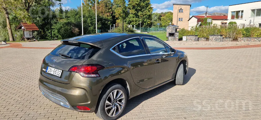 DS Automobiles Ds4 2011 photo 2