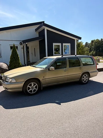 Volvo V70 1999 photo 2