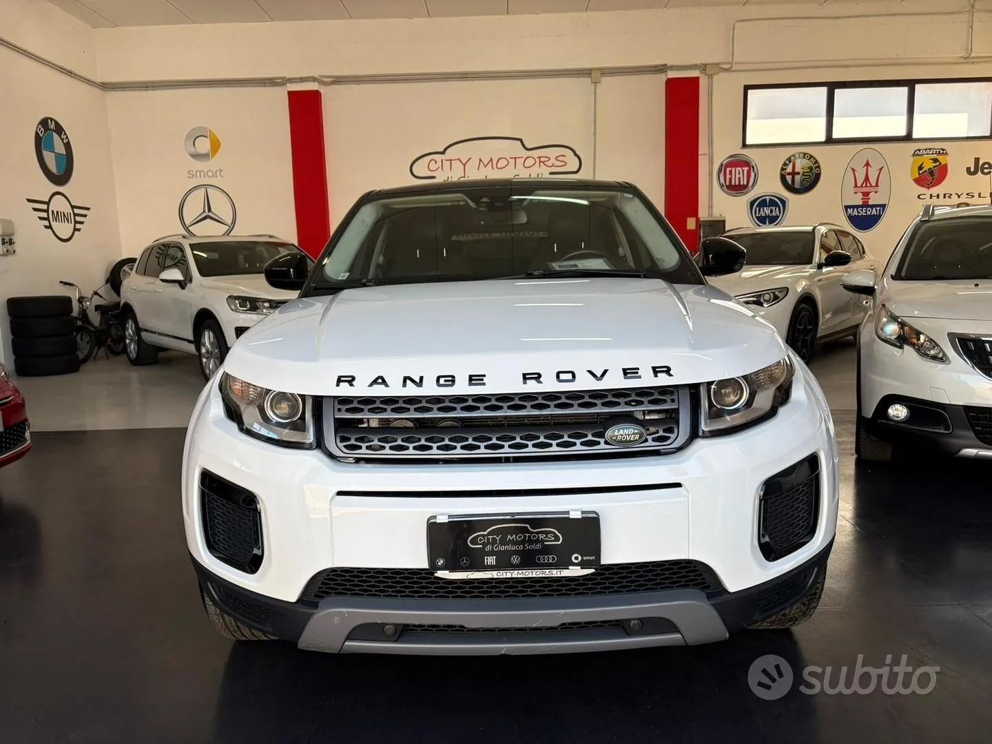 Land Rover Evoque 2018 photo 2