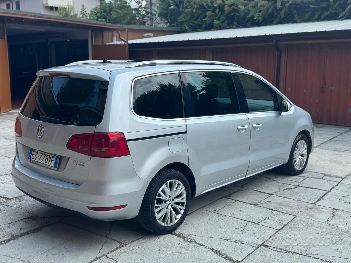 Volkswagen Sharan 2011 photo 4