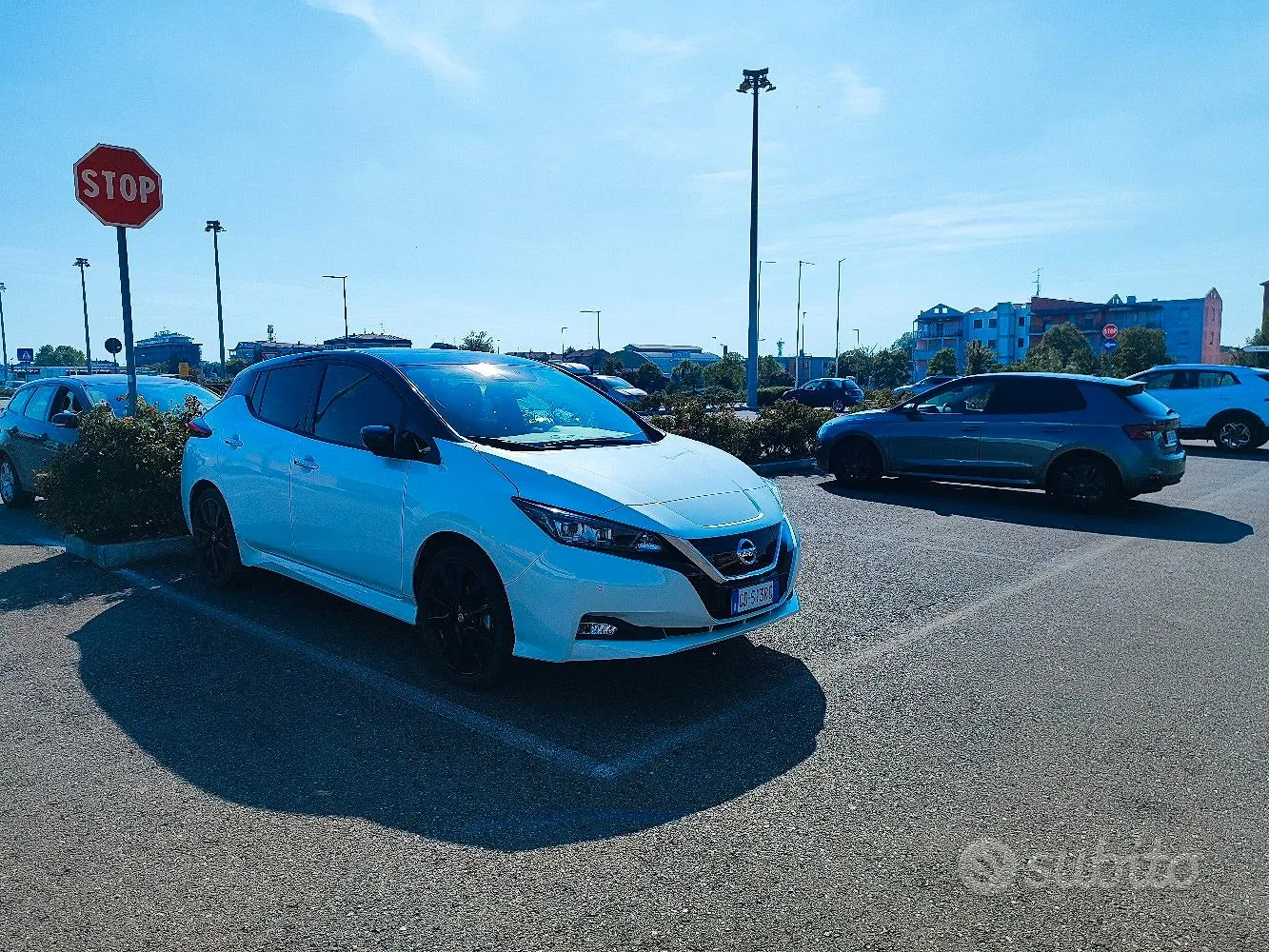 Nissan Leaf 2021 photo 2