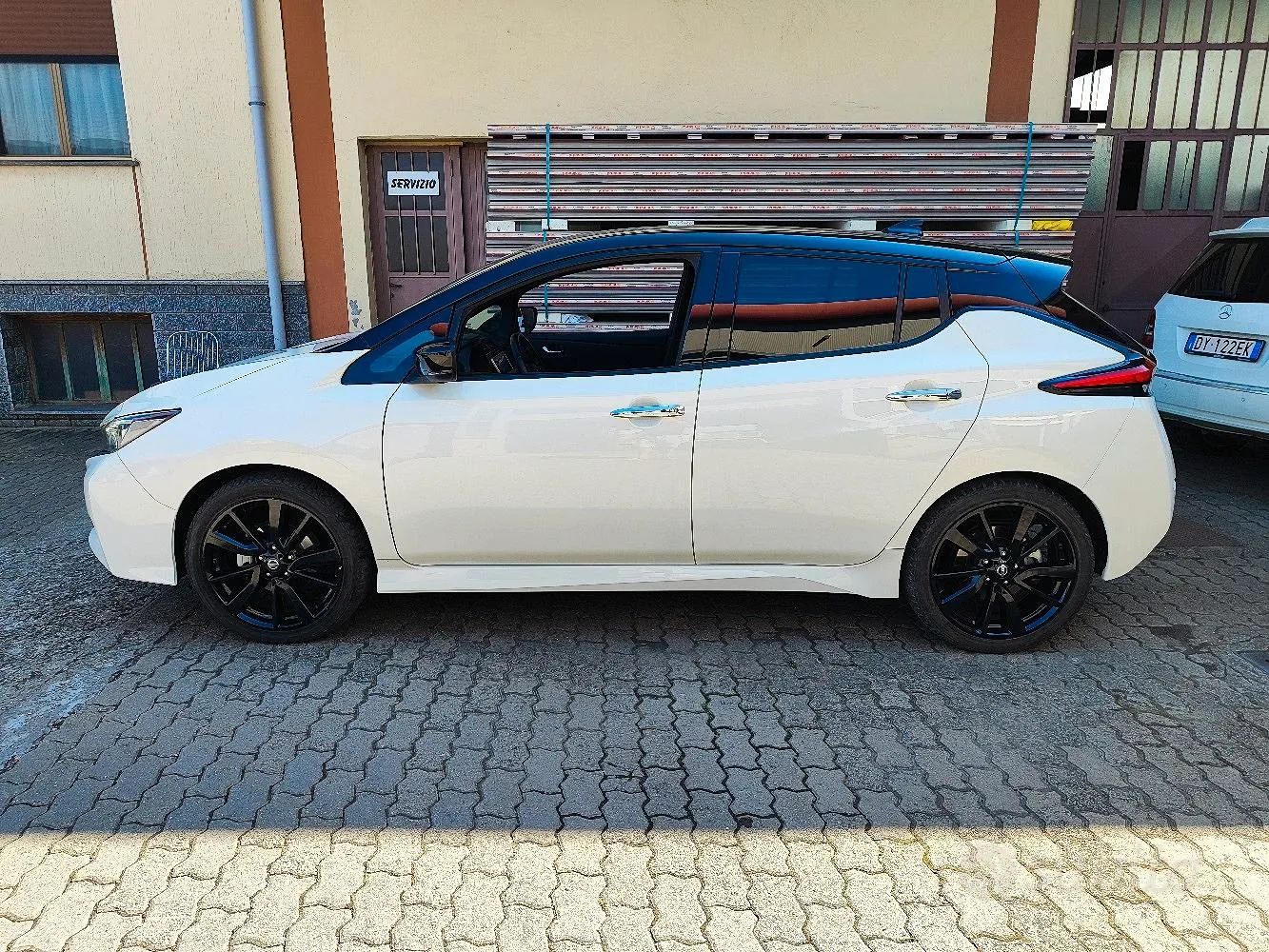 Nissan Leaf 2021 photo 3