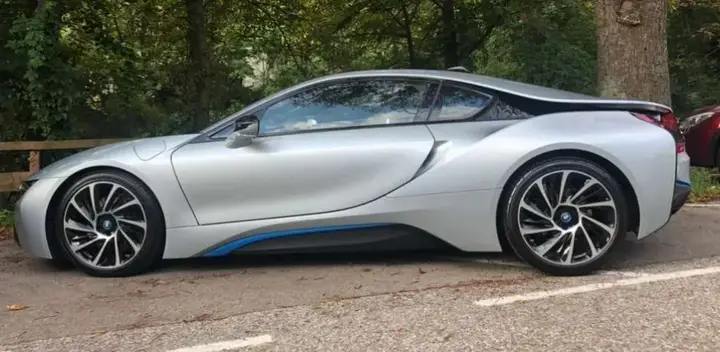 BMW I8 2014 photo 2