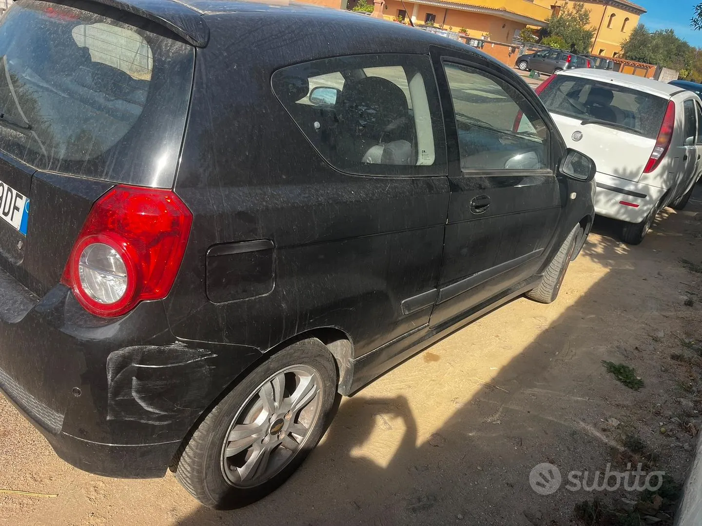 Chevrolet Aveo 2011 photo 2