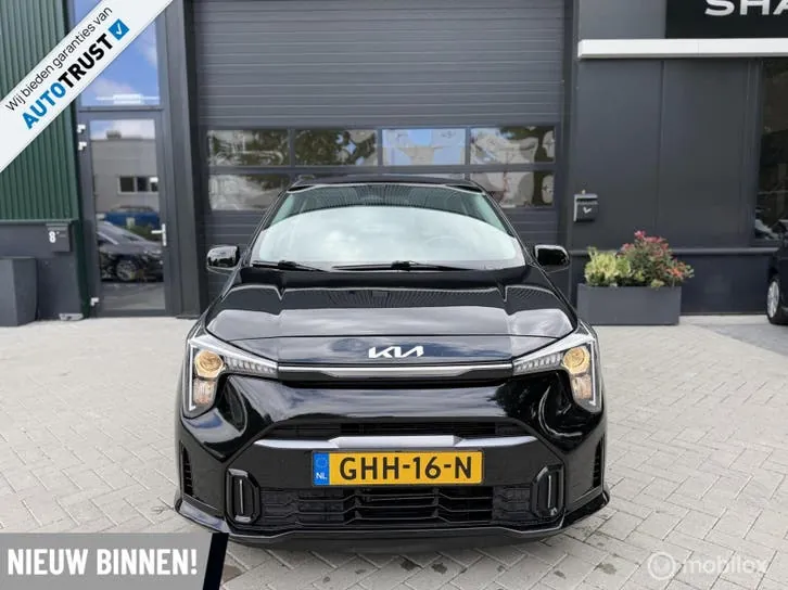 Kia Picanto 2024 photo 3