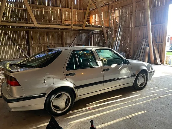 Saab 9000 1997 photo 2