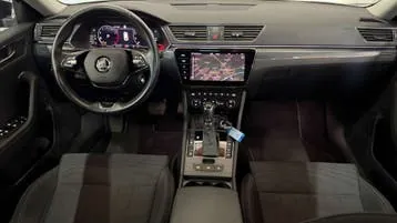 Skoda Superb 2022 photo 3