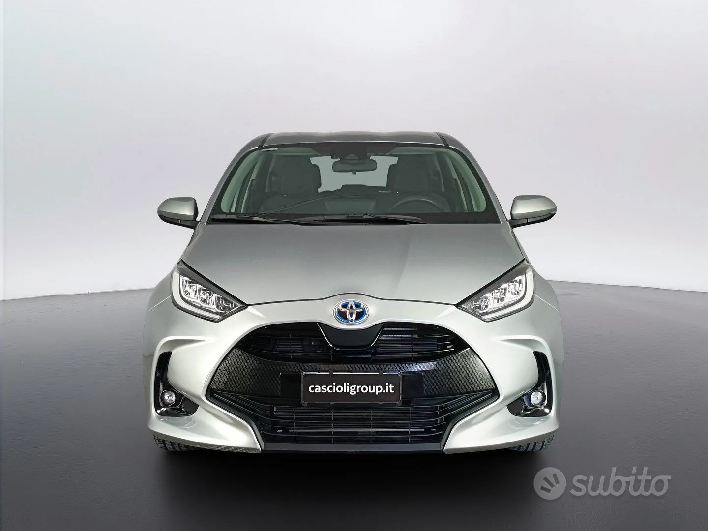 Toyota Yaris 2022 photo 2
