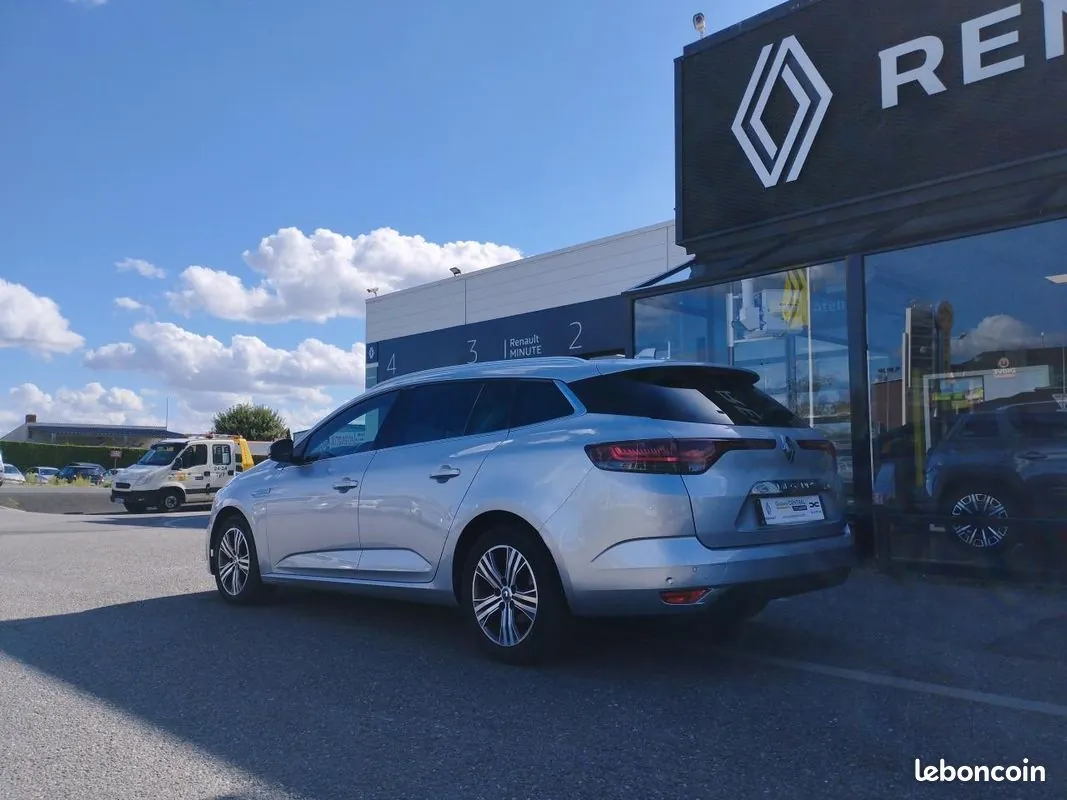 Renault Megane 2021 photo 2