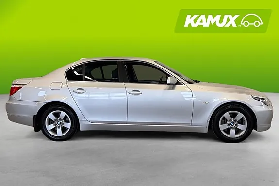 BMW 523I 2009 photo 2
